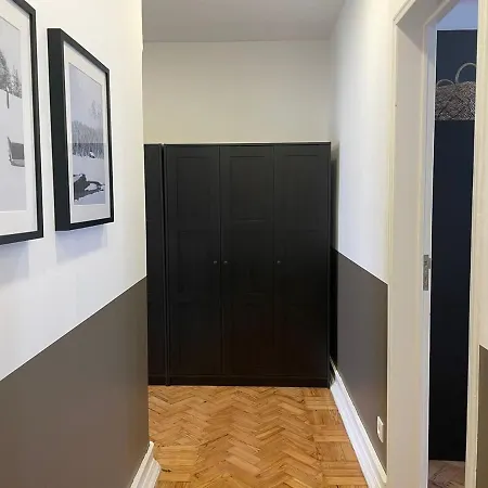 Alp - 3 Bedrooms, Office And Terrace In Alvalade Apartment